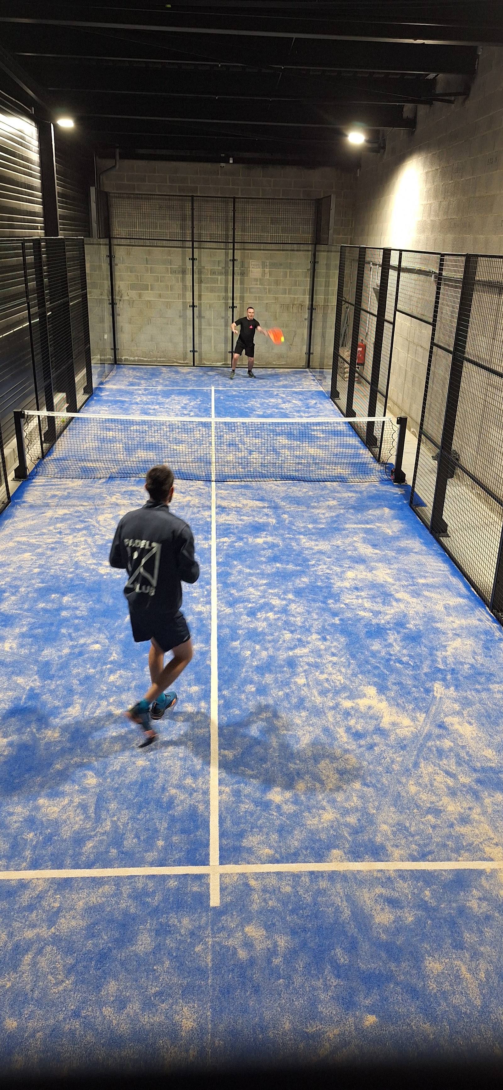 Padel Klub - Pays de Morlaix - Terrain de Padel 1vs1 Couvert