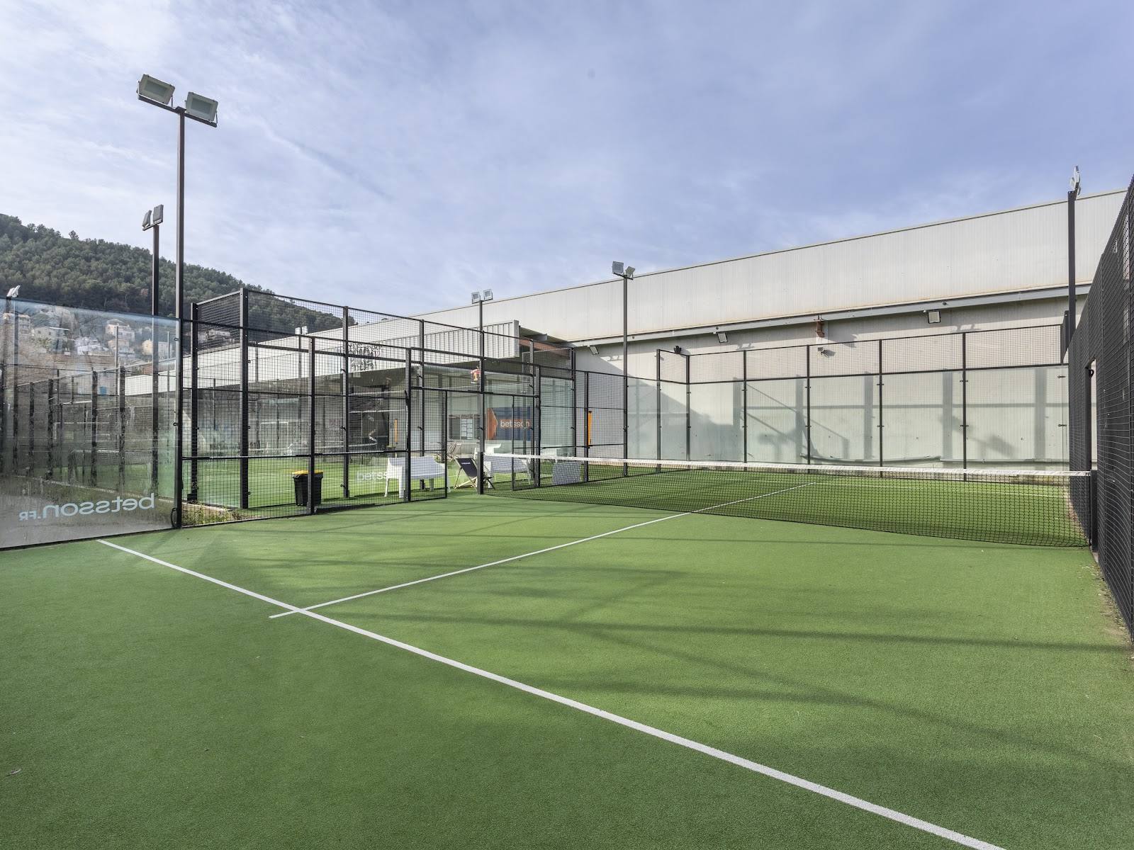 UrbanPadel - Club de Padel Marseille La Valentine