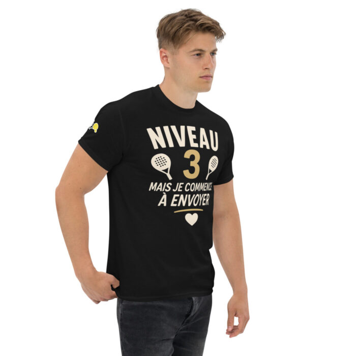 T-shirt Padel – Niveau 3 : Mais je Commence à Envoyer ! – Image 8