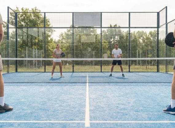 Faut-il prendre des cours de padel ?