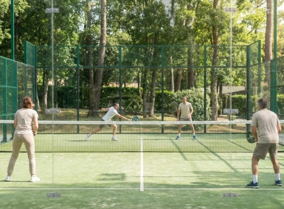 Trouver des partenaires pour jouer au padel